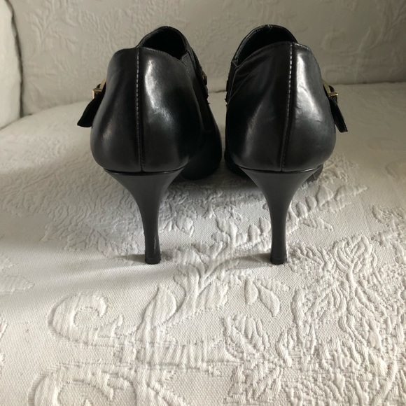 Guess black shoe booties - Picture 4 of 5